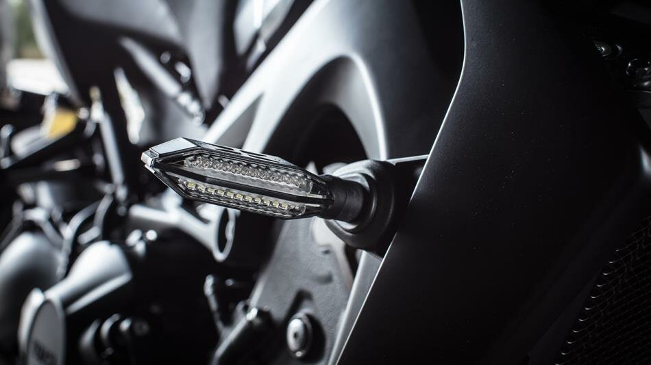 YAMAHA KADEMELİ PLUS LED SİNYAL SETİ