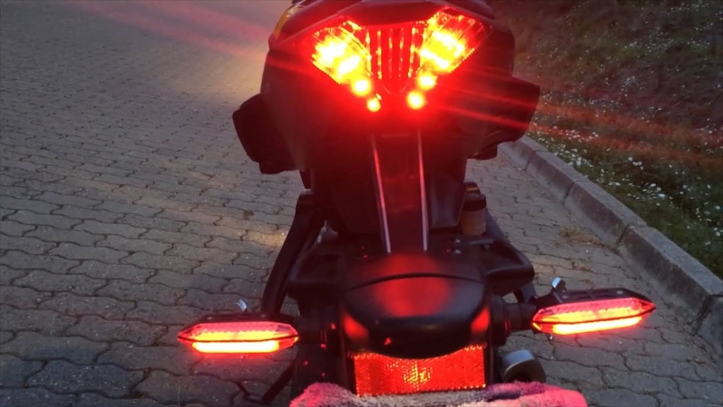 YAMAHA KADEMELİ PLUS LED ARKA SİNYAL SETİ