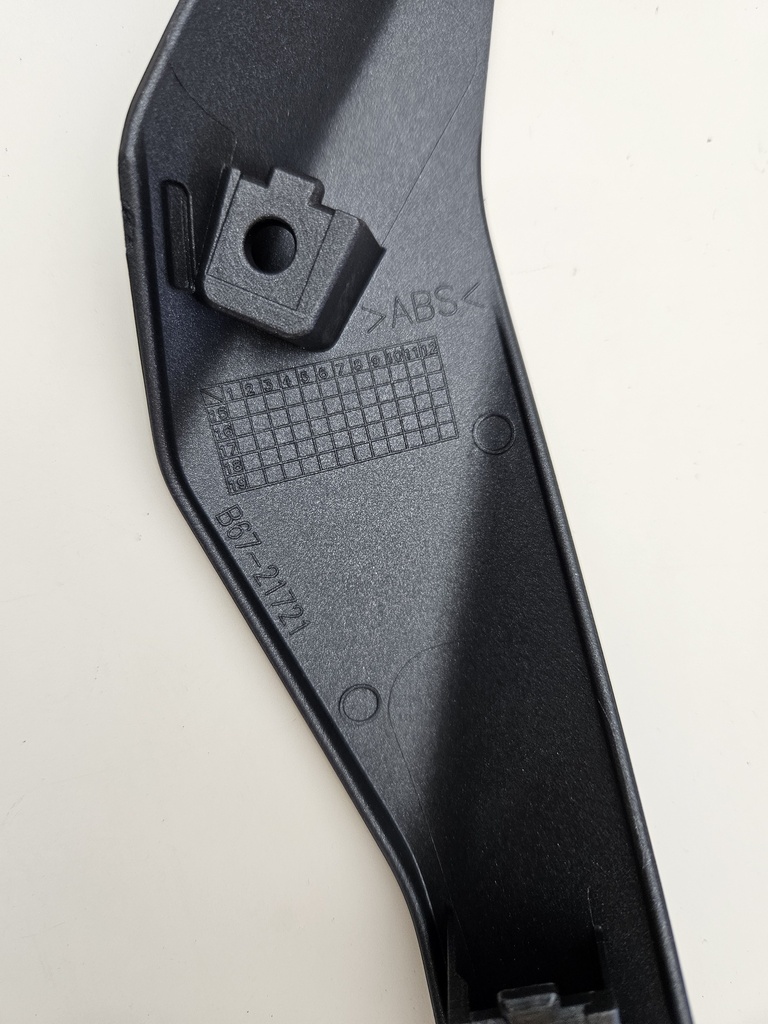 YAMAHA MT-10 SAĞ ARKA KUYRUK DIŞ KAPAK 2016-2020