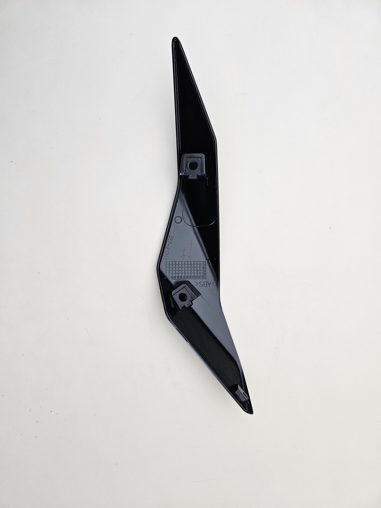 YAMAHA MT-10 SOL ARKA KUYRUK DIŞ KAPAK 2016-2020 