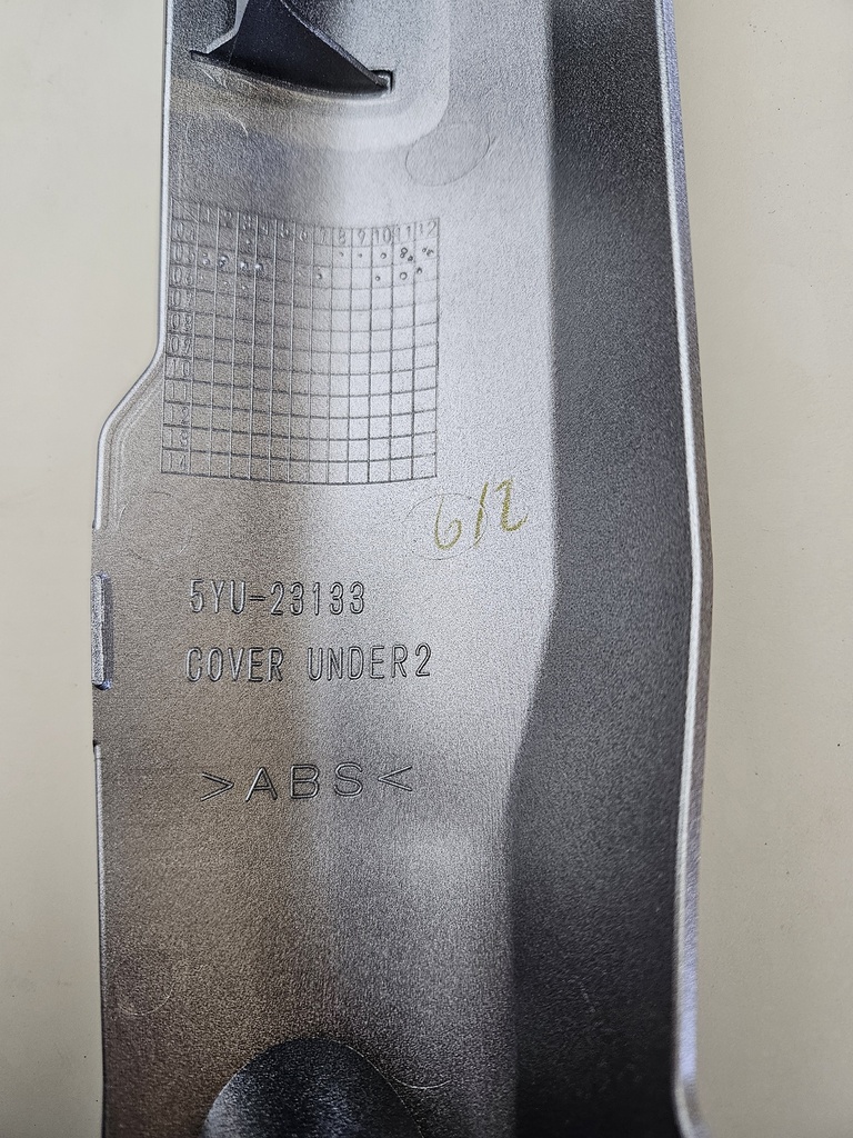 YAMAHA MT01 ÖN ÇAMURLUK SAĞ KAPAK 2005-2008