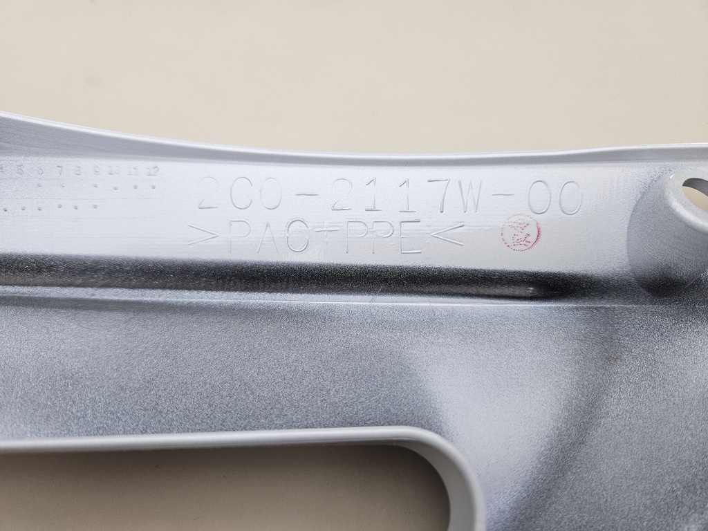 YAMAHA YZF R6 SAĞ ÜST KARENAJ 2006-2007