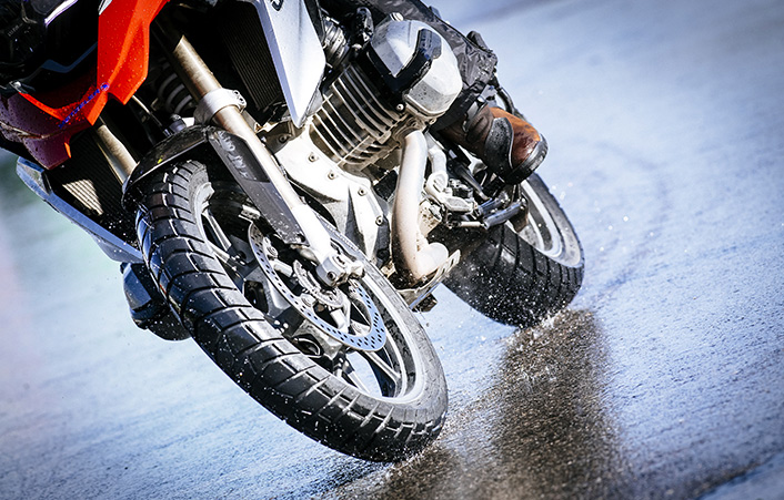 METZELER KAROO STREET 120/70R19-170/60R17 ENDURO LASTİK 