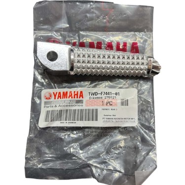 YAMAHA YZF R25 MT25 ARKA SAĞ YOLCU BASAMAK