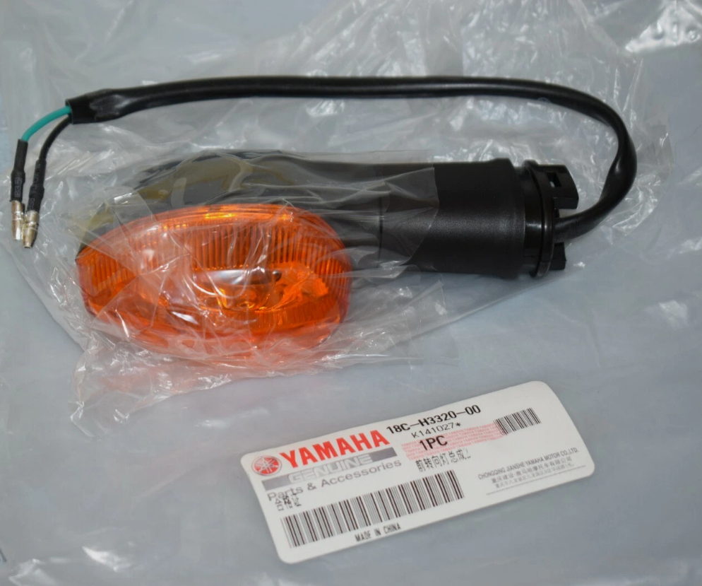 YAMAHA YBR 125 ÖN SAĞ SİNYAL KOMPLE