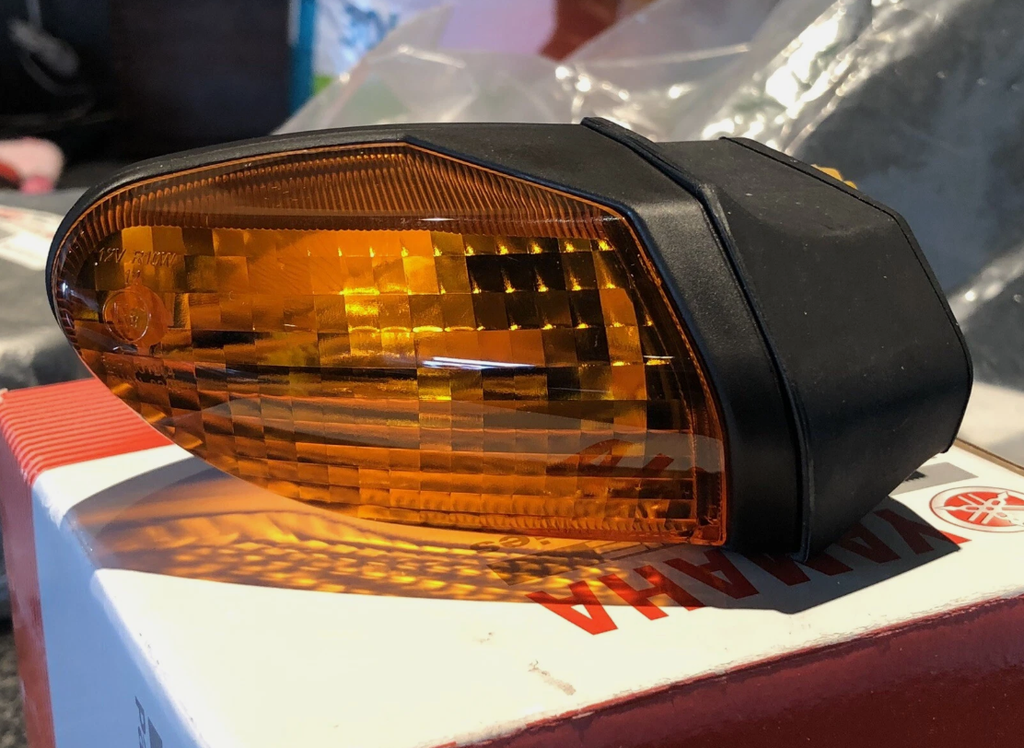 YAMAHA XENTER 150 SOL ARKA SİNYAL KOMPLE