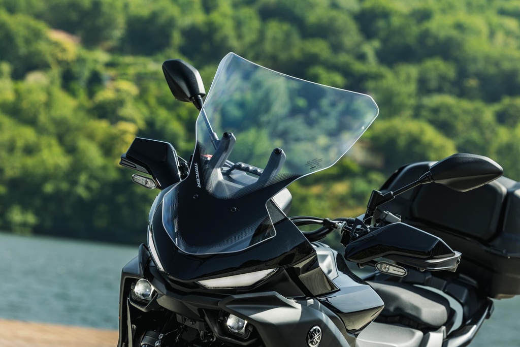 YAMAHA TRACER 7 ÖN TUR CAMI 2026